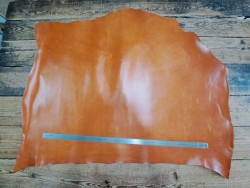 Collet de vache tannage végétal lisse - Fauve - Cuir en Stock