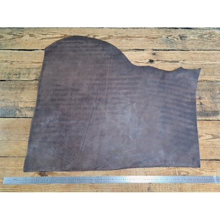 Morceau de collet végétal nuancé- Brun cèdre - Cuir en Stock