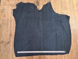 Peau de veau velours effet perforé - Bleu marine - cuir en stock