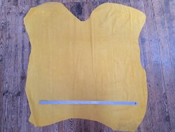 Peau de veau velours effet perforé - jaune - cuir en stock