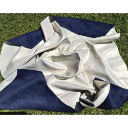 Peau de veau velours vintage nacrée - marine - cuir en stock
