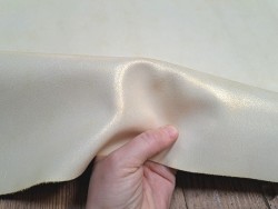 Peau de veau velours vintage nacrée - jaune - maroquinerie - cuirenstock