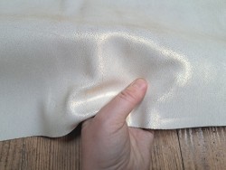 Peau de veau velours vintage nacrée - miel - maroquinerie - Cuirenstock