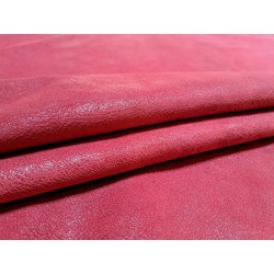 Peau de veau effet vieilli - framboise - maroquinerie - cuirenstock