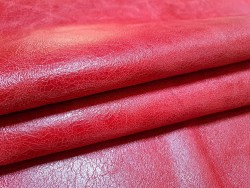 Peau de veau effet vieilli - rouge - maroquinerie - cuirenstock