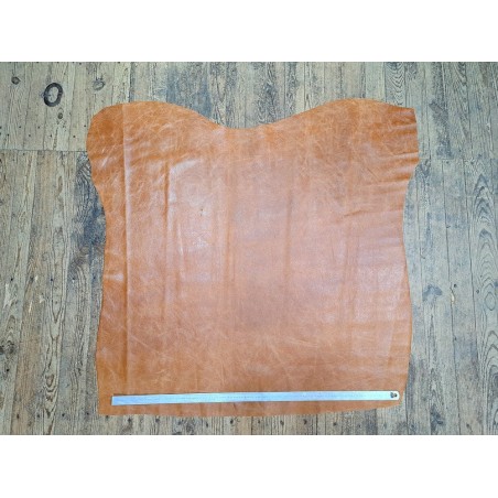 Peau de veau effet vieilli - brun clair - maroquinerie - cuir en stock