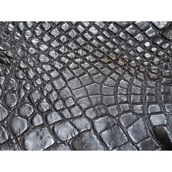 morceau de cuir de crocodile - noir mat - cuirenstock