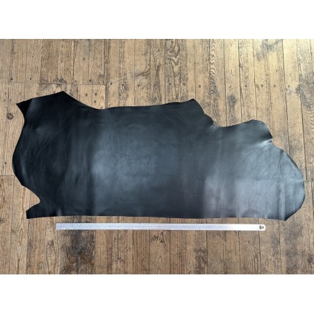 Demi-peau de cuir de veau lisse au tannage souple - Noir - Cuir en Stock