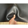 Demi-peau de cuir de veau lisse au tannage souple - Noir mat - Cuir en Stock
