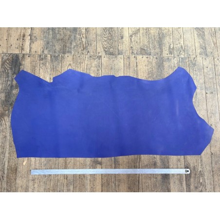 Demi-peau de cuir de veau lisse au tannage souple - Violet mat - Cuir en Stock