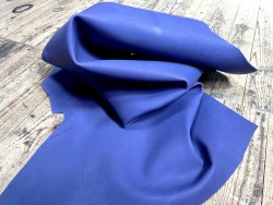 Demi-peau de cuir de veau lisse au tannage souple - Violet mat - Cuir en Stock
