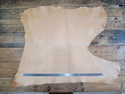 Collet de cuir de vache tannage végétal finition naturelle – A -