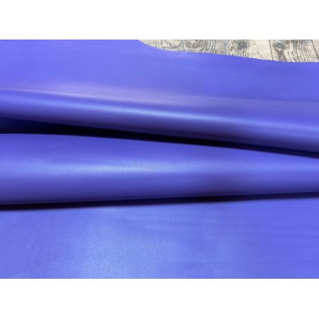 Peau de cuir d'agneau lisse violet - Cuir en Stock