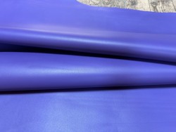 Peau de cuir d'agneau lisse violet - Cuir en Stock