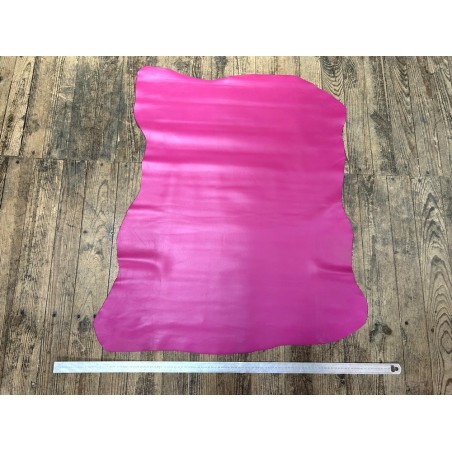 Peau de cuir d'agneau lisse rose fuchsia - Cuir en Stock