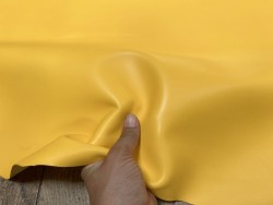 Peau de cuir d'agneau lisse jaune tournesol - Cuir en Stock