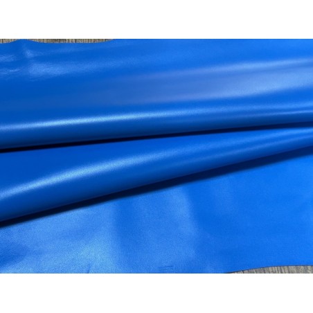 Peau de cuir d'agneau lisse bleu cyan - Cuir en Stock