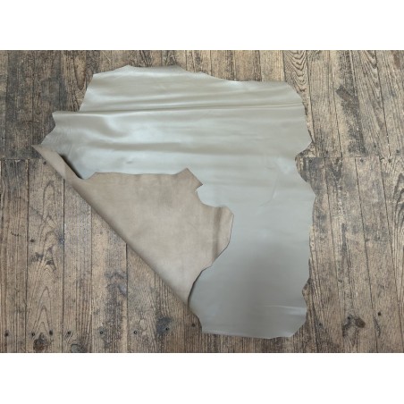 Peau de cuir d'agneau lisse greige - Cuir en Stock