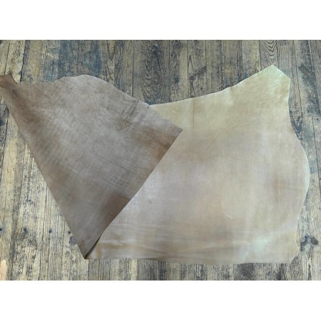 Demi-peau de cuir de veau lisse au tannage souple - Sable - Cuir en Stock