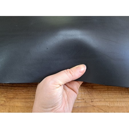 Grand morceau de collet tannage végétal - Noir - Cuir en Stock