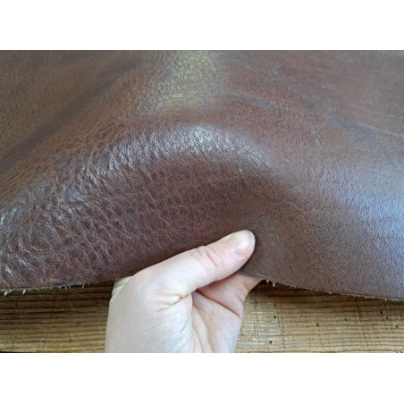 Demi collet de vache tannage végétal grainé - Café - Cuir en Stock