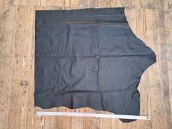 Demi-peau de cuir de vache grainé - Noir mat - B - Cuir en Stock