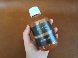 Teinture de tranche base aqueuse pour cuir - Fabrication française - armagnac - Cuirenstock