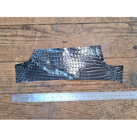Morceau de cuir de crocodile véritable couleur gris - Cuir en Stock