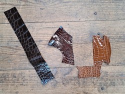 Lot de 3 morceaux de cuir de crocodile brun - Cuir en Stock