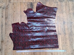 Demi-peau de cuir de veau façon serpent - Rouge - Cuir en Stock