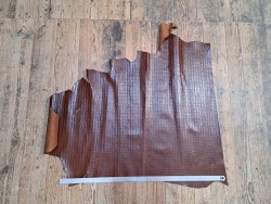 Demi-peau de cuir de vachette grain croco brun acajou - B