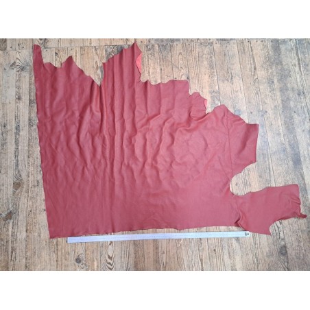 Demi-peau de cuir de veau grainé - rouge grenat- cuirenstock