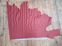 Demi-peau de cuir de veau grainé - rouge grenat- cuirenstock