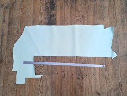 demi-peau vachette grainée - silver green - maroquinerie - Cuirenstock