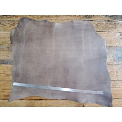 Collet de vache tannage végétal nuancé - Bison - Cuir en Stock