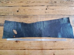 Grand morceau de collet tannage végétal - Noir - Cuir en Stock