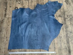Bande de cuir de veau - effet croco - bleu - maroquinerie - cuirenstock