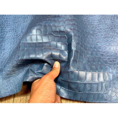 Bande de cuir de veau - effet croco - bleu - maroquinerie - Cuir en Stock