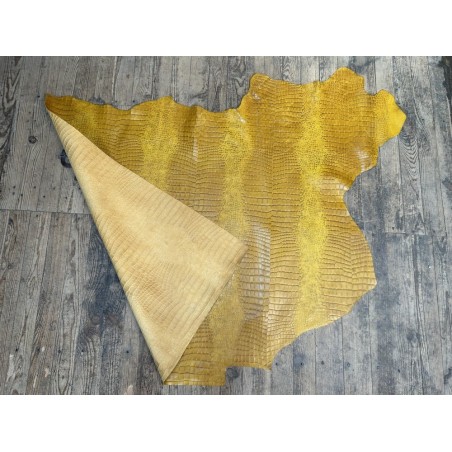 Bande de cuir de veau - effet croco - jaune curry - maroquinerie - cuir en stock