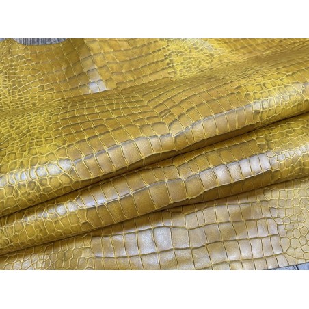 Bande de cuir de veau - effet croco - jaune curry - maroquinerie - cuir en stock