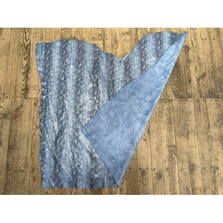 Peau de veau velours serpent - bleu - maroquinerie - cuir en stock