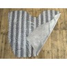 Peau de veau velours serpent - gris - maroquinerie - cuir en stock