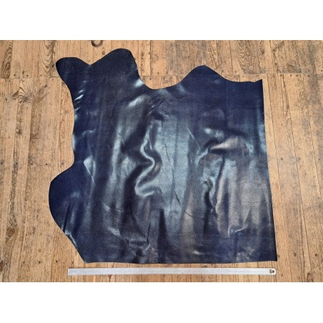 Demi-peau de cuir de vachette grain façon serpent - bleu - maroquinerie - Cuir en Stock
