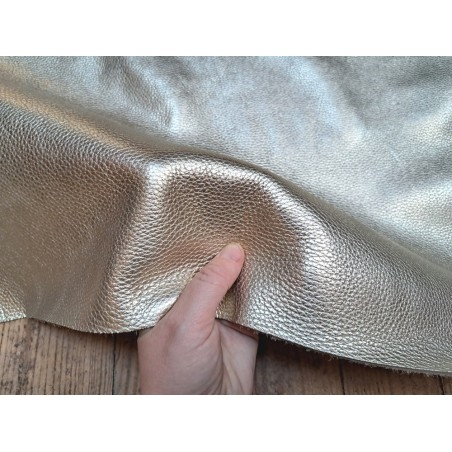 Demi-peau de cuir de taurillon métallisé - Or blanc - A