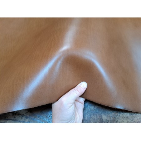 bande de vache lisse - brun cigare -tannage végétal - maroquinerie - accessoires -Cuirenstock