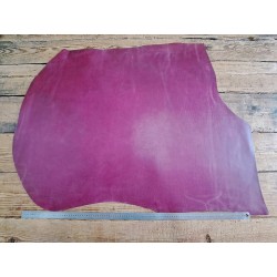 Collet de vache tannage végétal - Violet rouge - Cuir en Stock