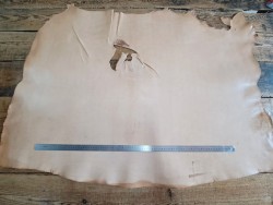 Collet de cuir de vache tannage végétal finition naturelle – A -