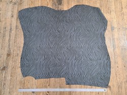 Peau de veau velours gris - zèbre - maroquinerie - cuir en stock
