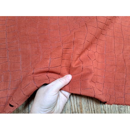 Peau de veau velours brique - crocodile- maroquinerie - Cuirenstock