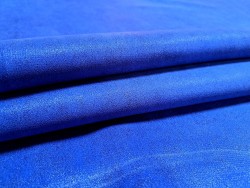 Peau de veau velours bleu malte - paillette - maroquinerie - cuirenstock